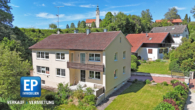 Gepflegtes Mehrfamilienhaus mit Entwicklungschancen in naturnaher Lage im Landkreis Ebersberg - Titelbild