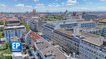 Urbanes Wohnen Nähe Königsplatz – Dachterrassenstudio mit Flair und Potenzial in der Maxvorstadt, 80333 München, Terrassenwohnung