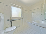 Attraktives Reiheneckhaus in Gröbenzell mit moderner Einbauküche und über 500m² großem Grundstück - Bild