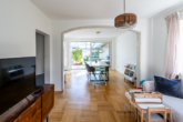 Charmanter Altbau, zeitgemäß modernisiert – Ihr neues Zuhause mit sonnigem Südgarten in Laim - Bild