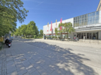 Weitblick, Sonne & Raum: Renovierte 4-Zimmer-Wohnung in der denkmalgeschützten Olympia Pressestadt - Bild