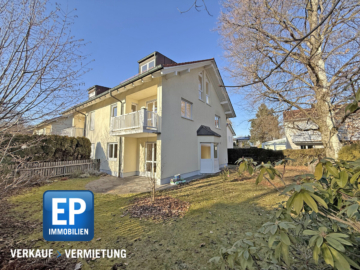 Viel Platz zum Leben: Familienhaus in ruhiger, grüner Umgebung in Neuried, 82061 Neuried, Doppelhaushälfte