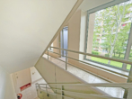 Nur 5 Gehminuten zur U-Bahn - Frisch renovierte 3-Zimmer-Terrassenwohnung mit Südterrasse & Balkon - Bild