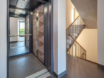 Nähe Theresienwiese - Großzügige Maisonette mit 2 Balkonen, Terrasse & Lift direkt in die Wohnung - Bild