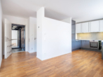 Nähe Theresienwiese - Großzügige Maisonette mit 2 Balkonen, Terrasse & Lift direkt in die Wohnung - Bild