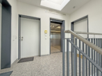 Exklusive 3-Zi-DG-Whg. mit großem Süd-Balkon, hochwertiger Möblierung und Tiefgarage - Bild