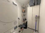Modern, hell, ruhig - 2,5-Zi-Whg. mit Westbalkon direkt an der U3 - Abstellkammer